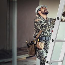 Image du fabricant 2 du VEVOR Échelle Pliante Multifonction