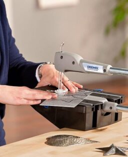 Image du fabricant 3 du Dremel MS20 Motosaw avec 5 lames