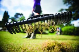 Image du fabricant 3 du Fiskars Scarificateur Manuel Quikfit