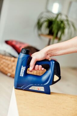 Image du fabricant 3 du Rapid BTX530 agrafeuse-cloueuse