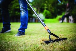 Image du fabricant 4 du Fiskars Scarificateur Manuel Quikfit