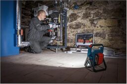 Image du fabricant 5 du Bosch GLI 18V-1900 projecteur LED