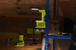 Image du fabricant 5 du Lampe LED RYOBI Atelier 18V