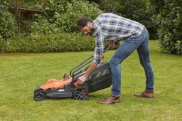Image du fabricant 5 du Tondeuse filaire BLACK+DECKER 1800W