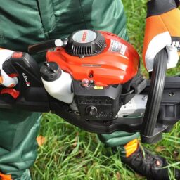 Image du fabricant 7 du Hecht 9275 taille-haie essence